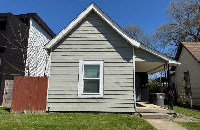 Near Eastside 3 Bedroom 2 Bath with Central air photos photos