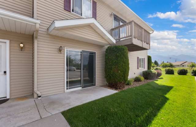 3 BD/2 BA Ground Floor Condo in Columbia Falls - 22 Diane Road, Columbia Falls, MT 59912