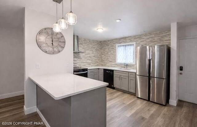 14 Middle Village Way photos photos