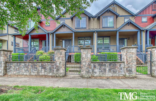 Wonderful 4 bed 2.5 Bath Townhome in Hillsboro photos photos