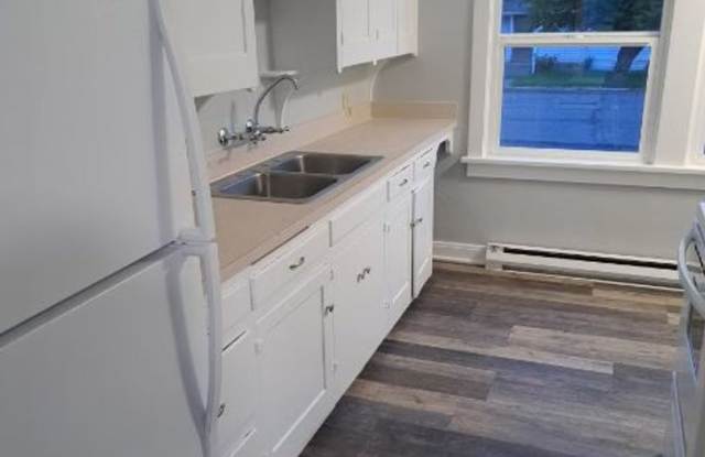 1 Bedroom, 1 Bathroom Apartment - Located in Merrill! photos photos