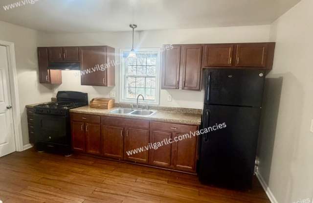 For rent - 4 Bedroom • 2 Full Bath • 2-Car Garage photos photos