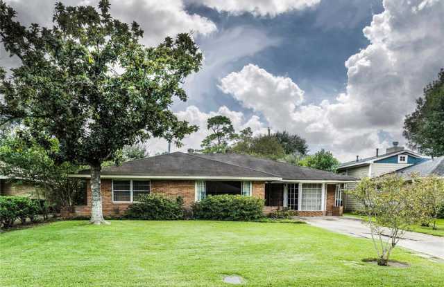2207 Chantilly - 2207 Chantilly Lane, Houston, TX 77018