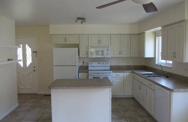 3369 PINE Court Gallery 3