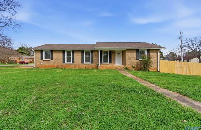 400 Harolds Drive NW photos photos