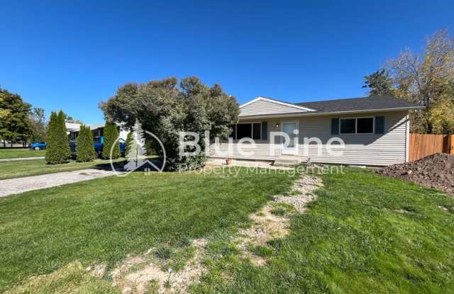 450 Crimson Drive photos photos