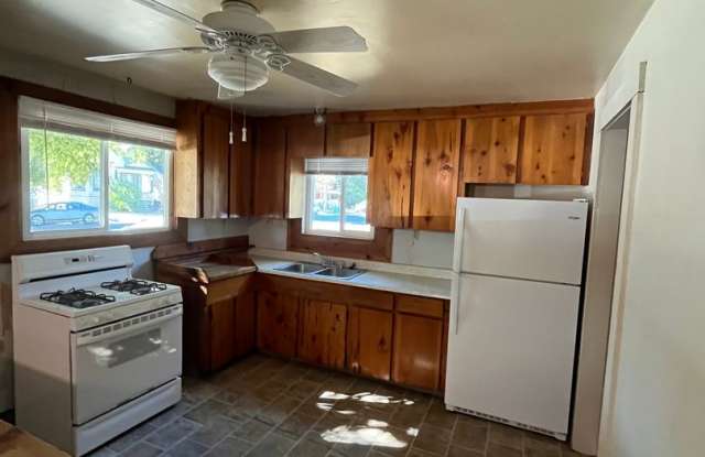 Reserve Now for Fall 2025 / 446 W 8th St. photos photos