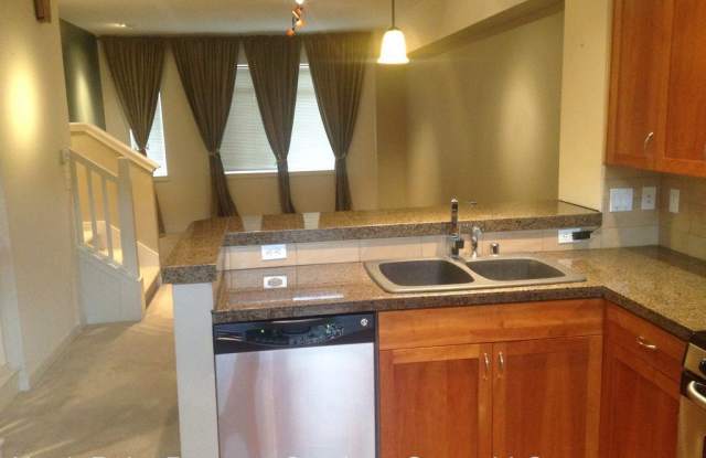 2122 Yakima Ct Gallery 3