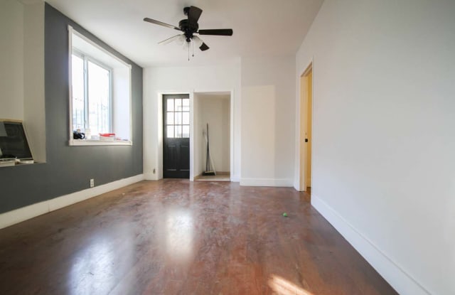 131 Linden St - 131 Linden Street, Brooklyn, NY 11221