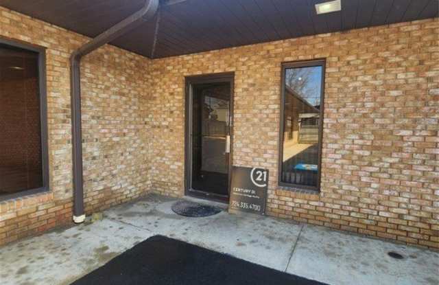 2921 Leechburg Road photos photos