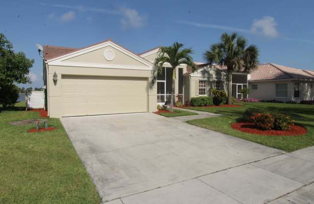 ** EMERALD LAKES ** 2 BED + DEN / 2 BATH FURNISHED HOME - LAKE FRONT - ANNUAL photos photos
