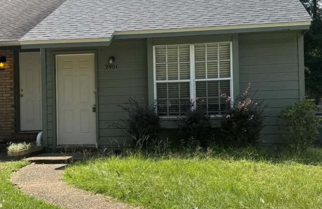 2901 S Richview Park Circle Gallery 1