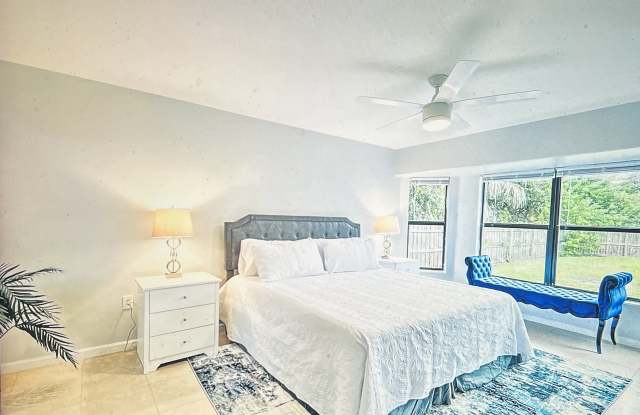 127 Memory Lane Northeast photos photos