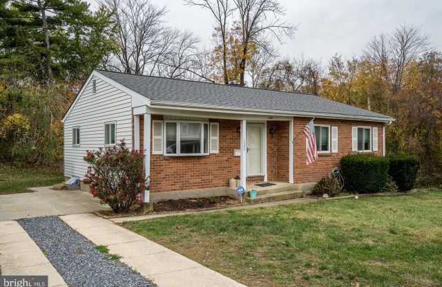 1524 ADAMSVIEW ROAD Gallery 2