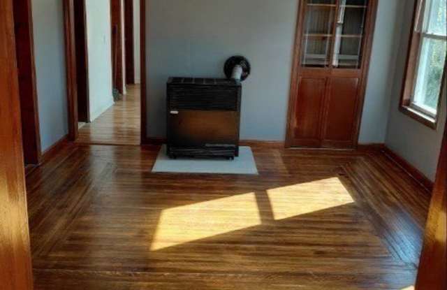 21 Whipple unit: 3 photos photos