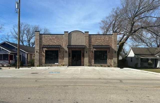 207 N Main Street photos photos