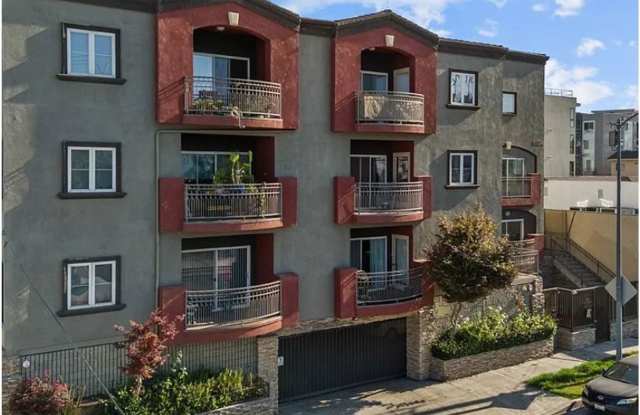Burbank Blvd. #210-11124 Rental, Comenzar - 11124 Burbank Boulevard, Los Angeles, CA 91601