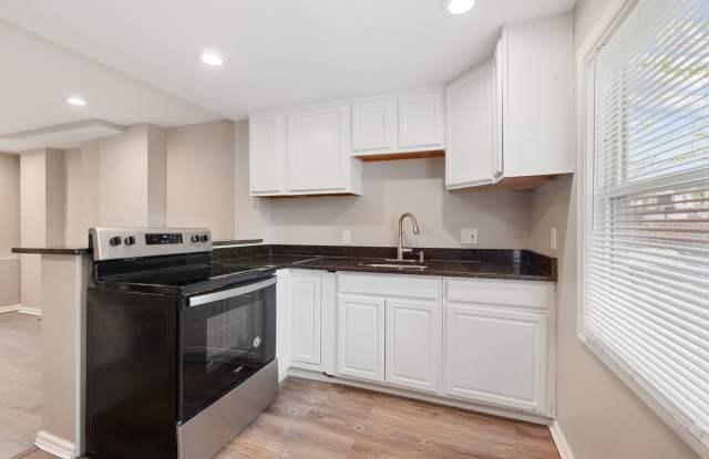 Spacious 2-Bedroom/1-Bathroom home with Modern Amenities in South Baltimore! - 1145 Ward Street, Baltimore, MD 21230