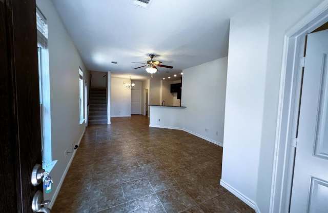 4920 Stray Creek Lane Gallery 2