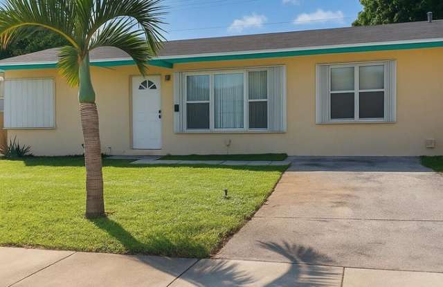 4321 Northeast 6th Terrace - 4321 Northeast 6th Terrace, Deerfield Beach, FL 33064