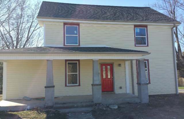 Christiansburg, 4 BR / 3 BA, Available Sept 12th photos photos