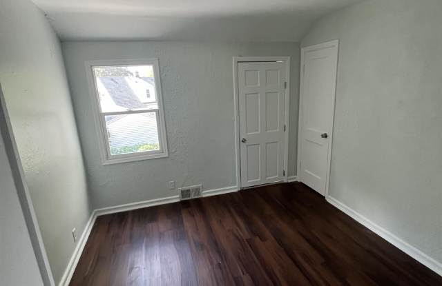 6211 West Lisbon Avenue-2 Gallery 2