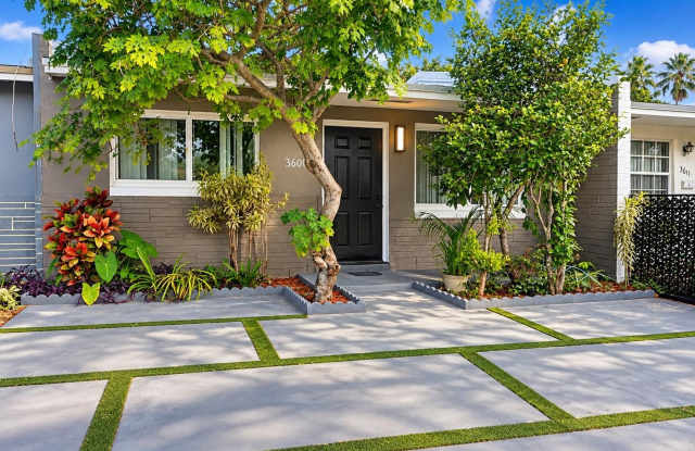 3601 SW 54th Avenue Gallery 1