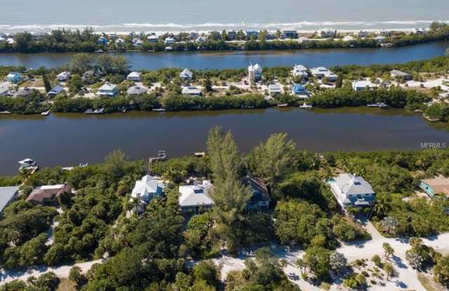 191 KETTLE HARBOR Drive Gallery 1