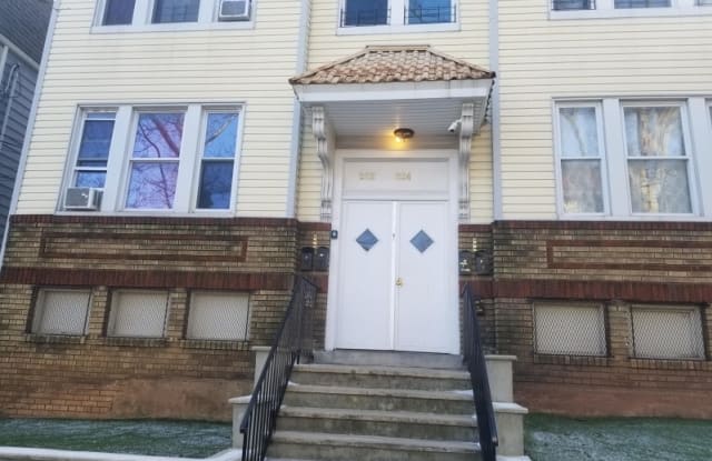222-224 W RUNYON ST - 222-224 West Runyon Street, Newark, NJ 07112