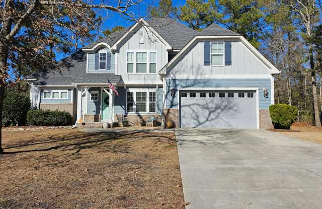 4 BD 4 BA in Queens Harbor - 303 Leaward Trace, Onslow County, NC 28584 4 BD 4 BA in Queens Harbor - 303 Leaward Trace, Onslow County, NC 28584