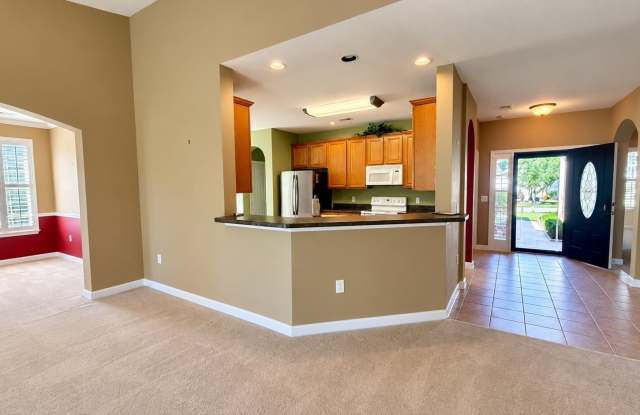 557 Vermillion Dr. Gallery 4