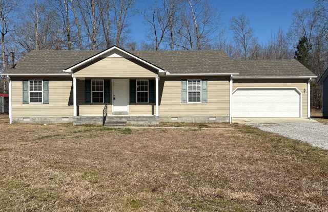 Spacious 3 BedroomHome with Large Yard!! photos photos