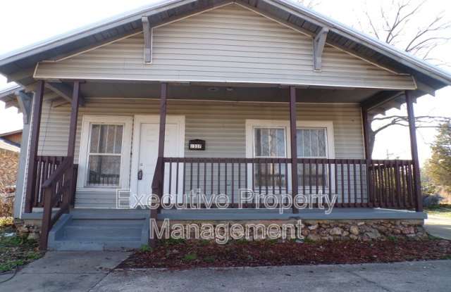 1337 Woodland Avenue SW photos photos