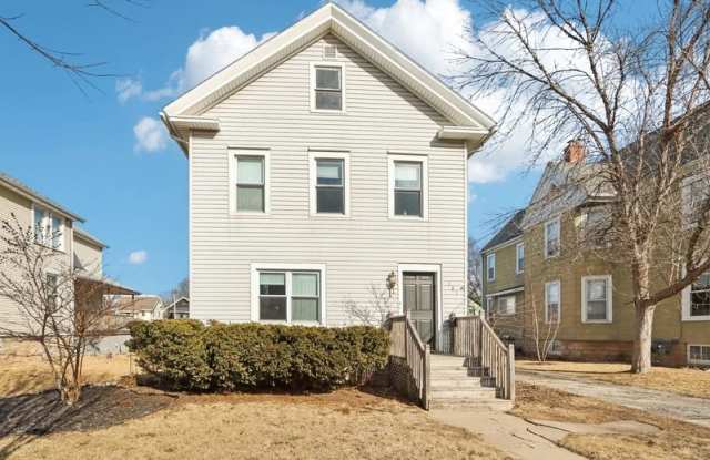 181 East 1st Street - 181 1/2 photos photos
