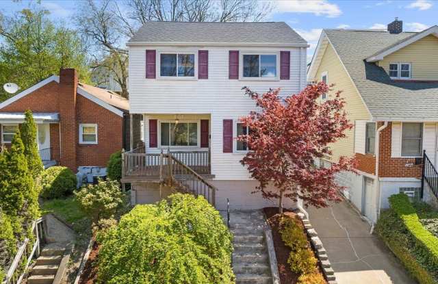 **Charming 2-Bedroom House with Modern Amenities in Beechview** - 1339 Rutherford Avenue, Pittsburgh, PA 15216