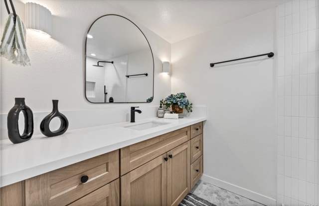 4365  McLaughlin Avenue photos photos