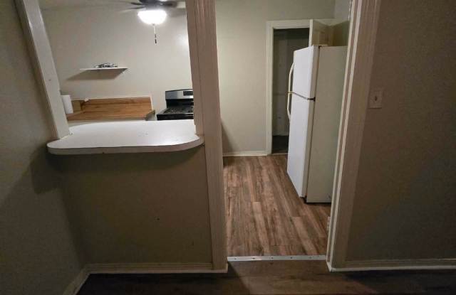 207 N Highland Ave photos photos