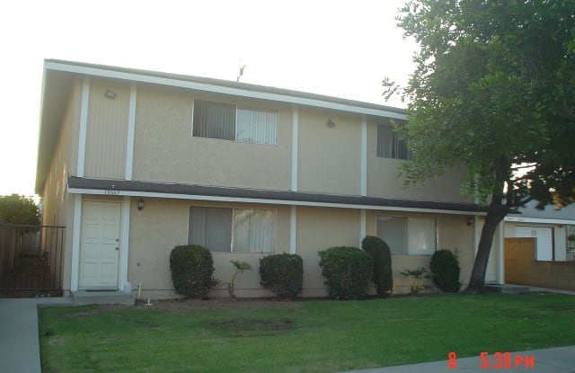 10661 Walnut St - 10661 Walnut Street, Los Alamitos, CA 90720