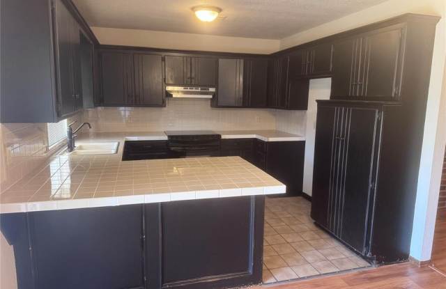 2900 Green Canyon Drive Gallery 4