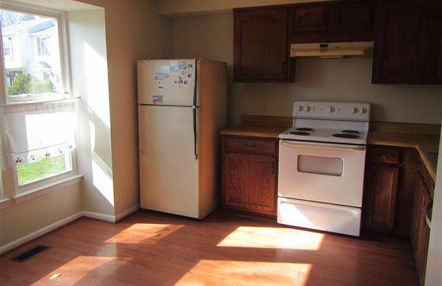 6915 VILLA DEL REY COURT Gallery 2