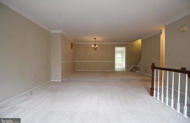 3003 OAKTON MEADOWS COURT Gallery 3