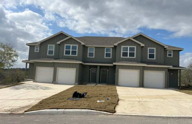 Luxury Living at Hunters Ranch – Now Leasing! photos photos