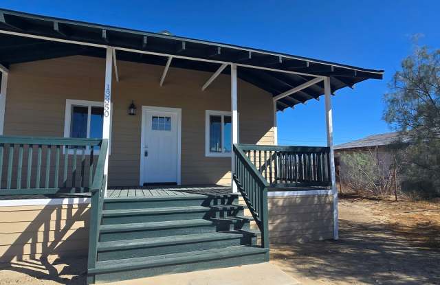 Cozy 2 bed 1 bath in Trona - Housing Choice Voucher Welcome Gallery 3