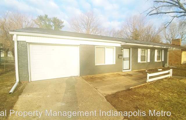 4402 N Kenmore Rd - 4402 North Kenmore Road, Indianapolis, IN 46226