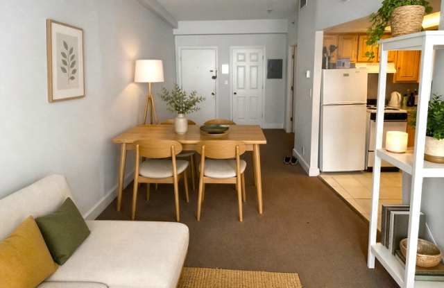 475 Commonwealth Avenue Gallery 2