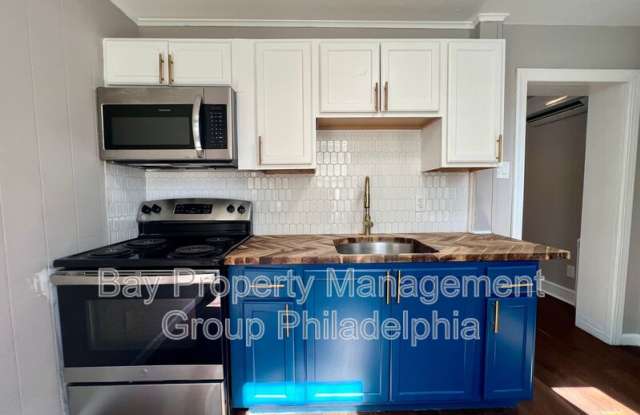 2022 W Toronto St photos photos