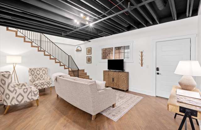 210 North Main Street, Gallery 2