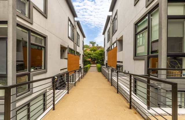Pent House Living! Gallery 3