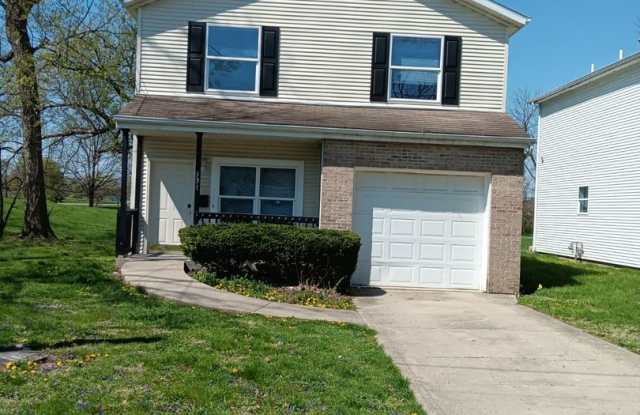 For Rent: 4-bedroom 2-bathroom single family home! AVAILABLE NOW photos photos