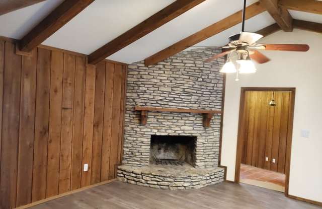 8805 Jim Davis Place Gallery 4